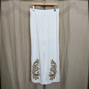 MADE IN ITALY White Pants with Brown Floral Embroidery